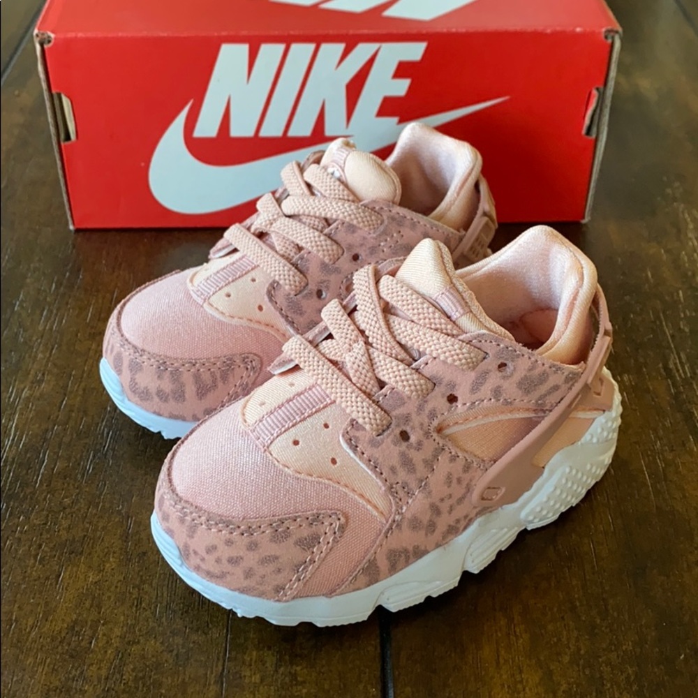 Nike Girl Huarache Run Shoes
